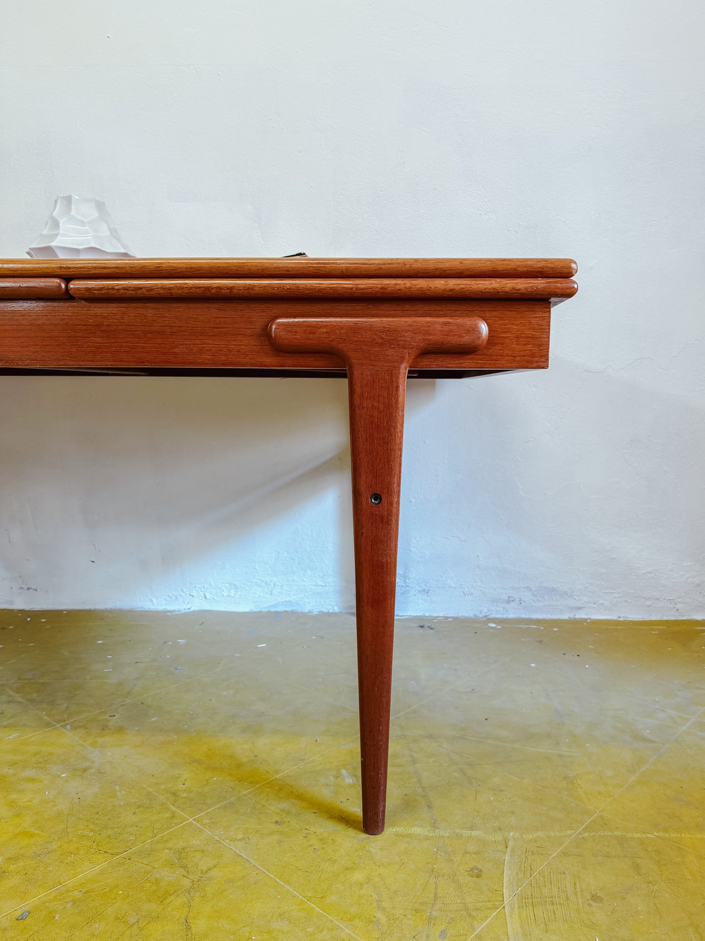 Tavolo Ejvind A. Johansson vintage design danese anni 50 [92j] misure L.160/280 H.74 P.90