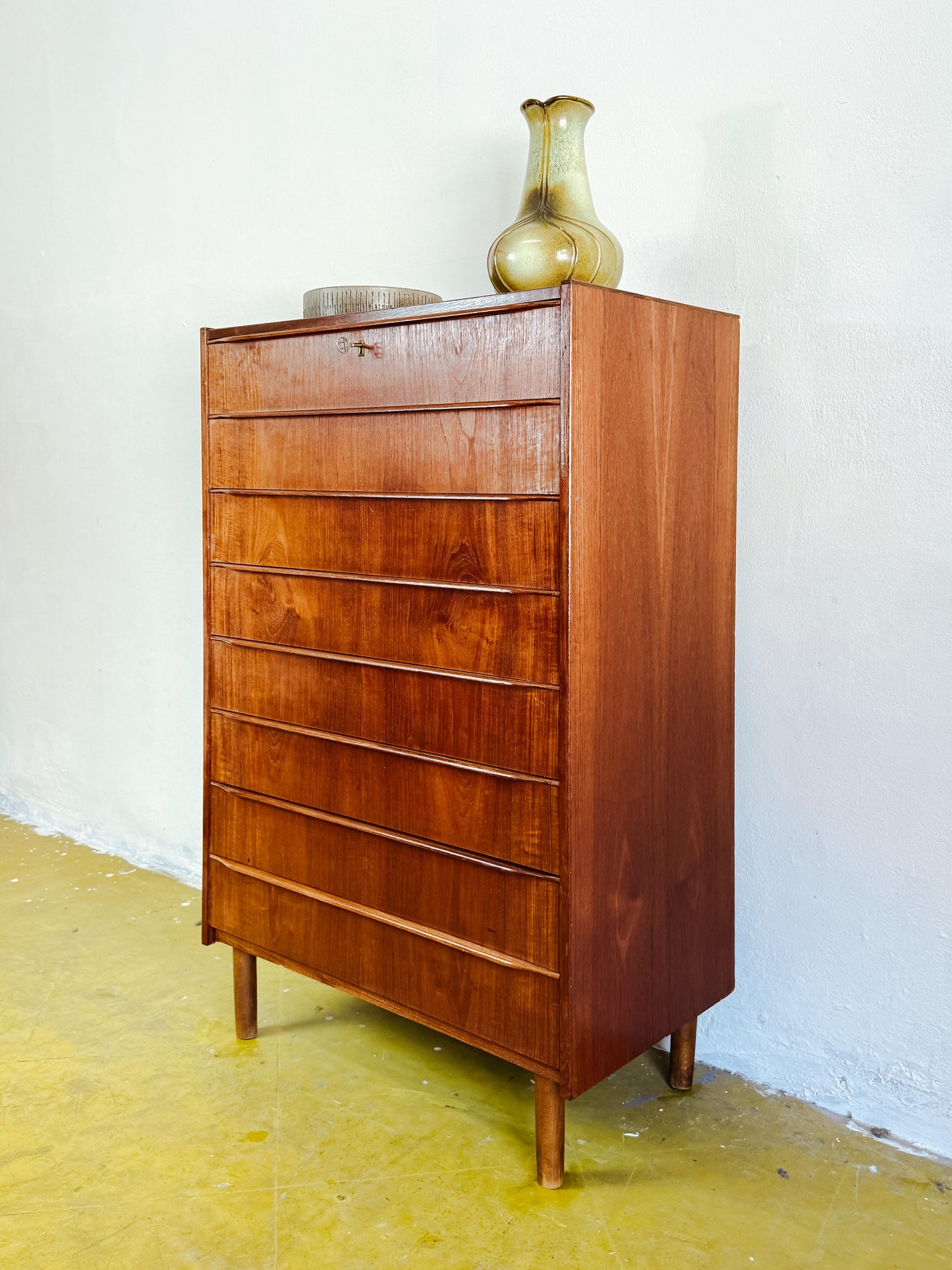 Cassettiera design danese vintage anni 50 [91vnt2] misure L.76 H.116,5 P.42