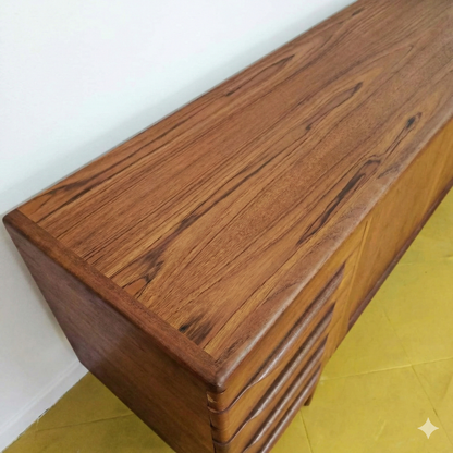 Sideboard Johannes Andersen Teak Anni 50 - Vintage Danese | Larghezza 240cm