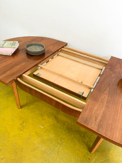 Tavolo ovale design svedese vintage anni 60 [87sw26200] misure L.151 +60 H.74 P.111