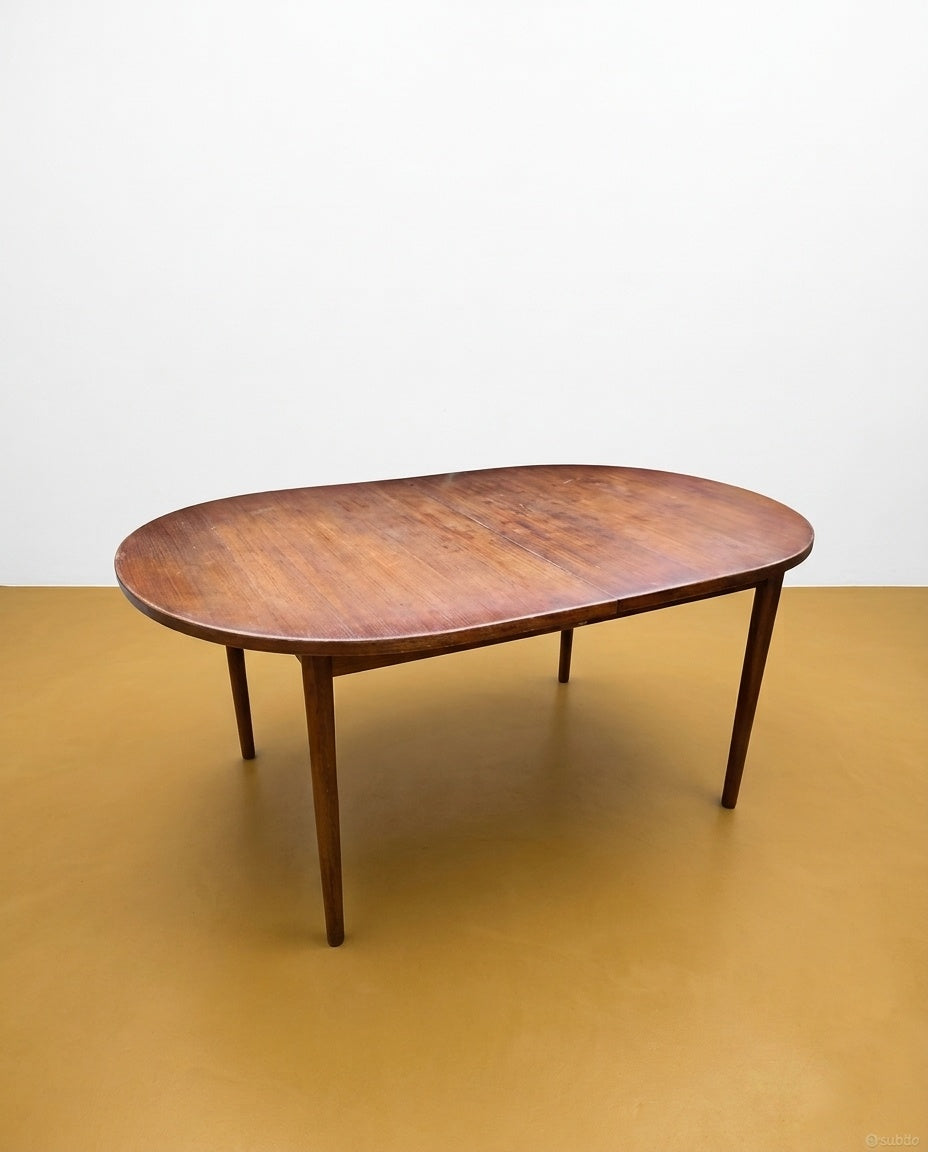 Tavolo ovale Bertil Fridhagen design svedese anni '60 | teak | 98mkt