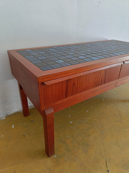 Tavolino + specchio design danese vintage anni 60 [lp2] misure tavolino L.91,5 H.41,5 P.42 specchio H.115 L.59
