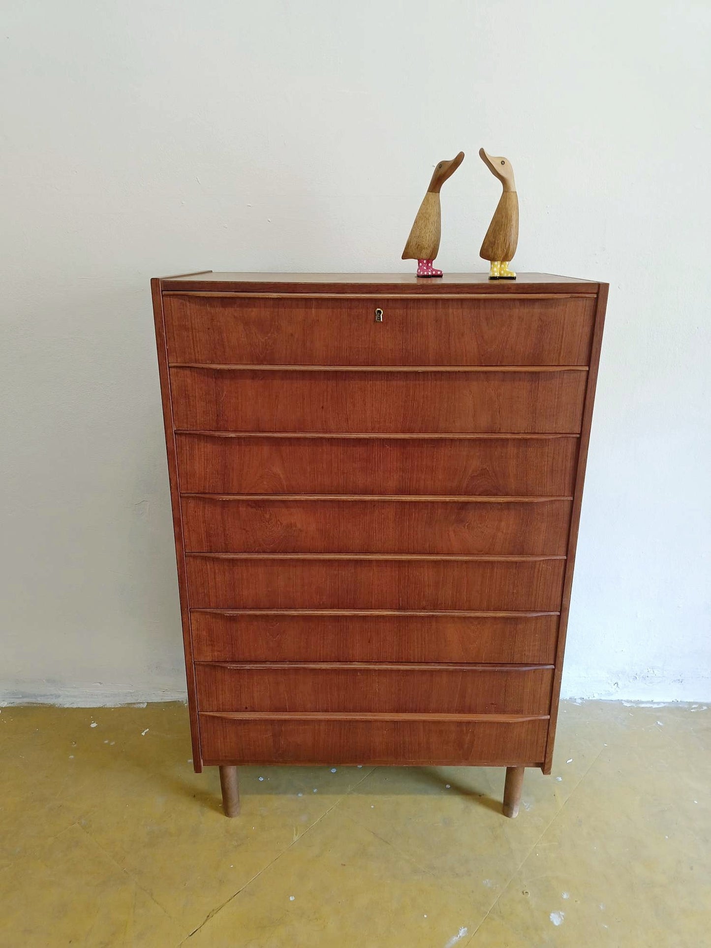 Cassettiera design danese vintage anni 50 [91vnt2] misure L.76 H.116,5 P.42