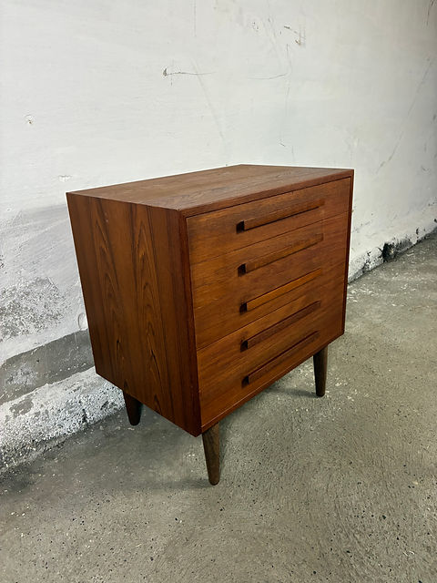 Cassettiere design danese vintage anni 60 | 97ck2318-7 IN ARRIVO AD APRILE