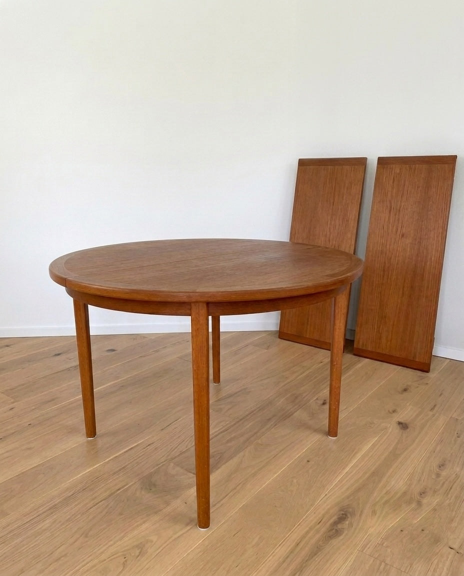 Tavolo vintage design danese anni 50 | 110cm | 99vnt6