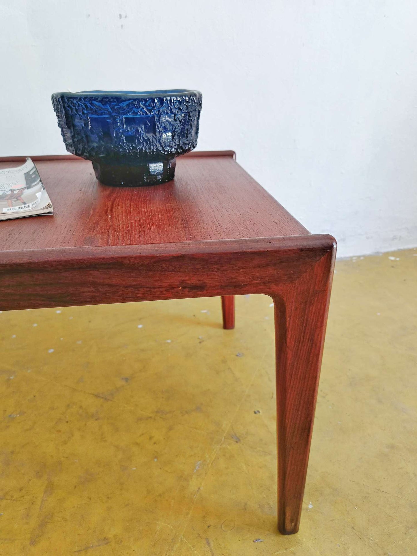 Tavolino Kurt Ostervig design danese vintage anni 60 [72sw16270] misure L.54 P.65 H.43