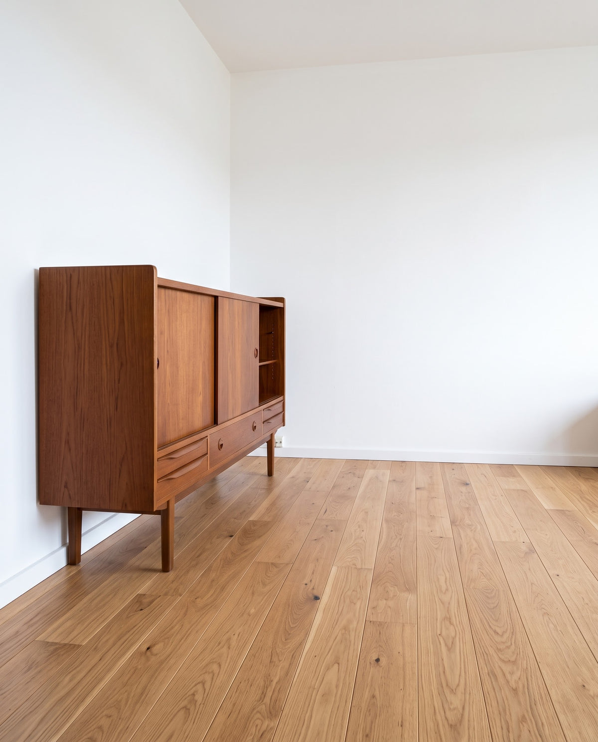 Credenza Johannes Andersen design danese vintage anni 50 | 100vnt4