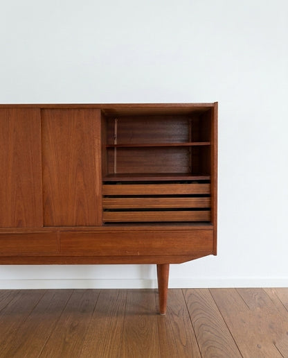 Armadio teak due ante e cassetti | design danese anni '60 | 99vnt150
