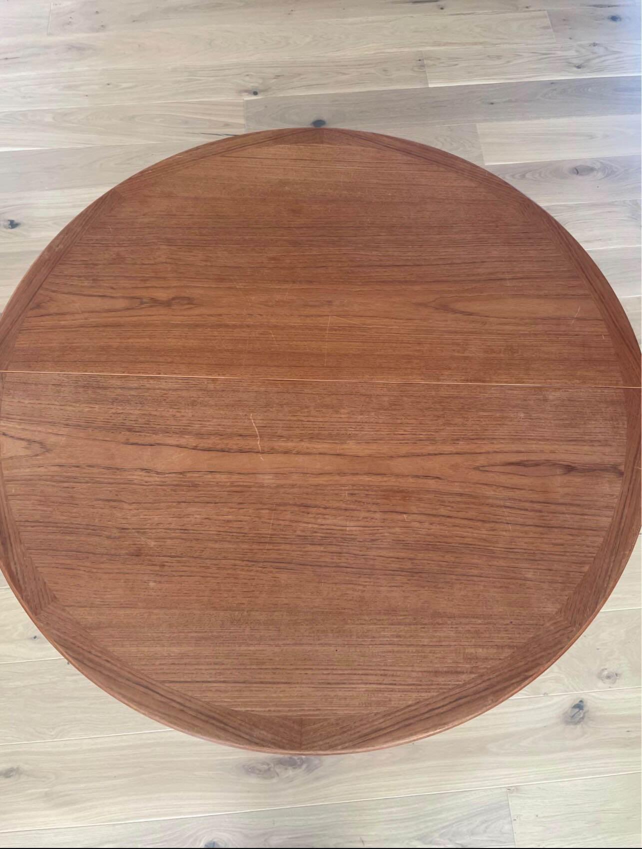 Tavolo vintage design danese anni 50 | 110cm | 99vnt6