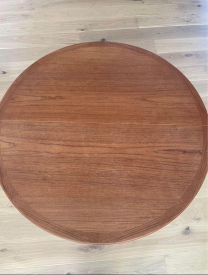 Tavolo vintage design danese anni 50 | 110cm | 99vnt6