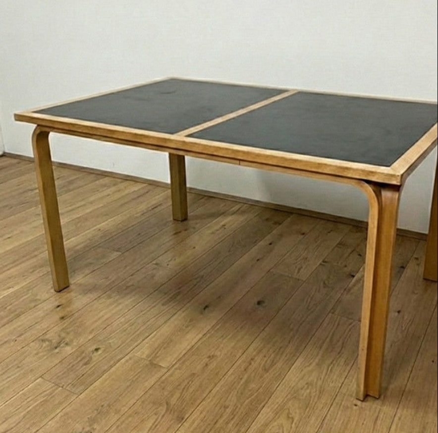 Tavolo Magnus Olsen design danese vintage anni 50 136cm | IN ARRIVO A GENNAIO