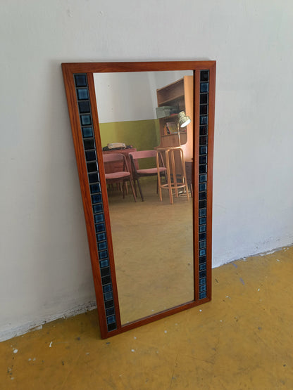 Tavolino + specchio design danese vintage anni 60 [lp2] misure tavolino L.91,5 H.41,5 P.42 specchio H.115 L.59