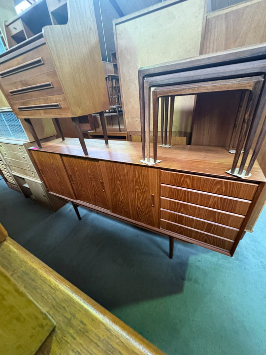 Sideboard danese vintage anni '60 | 200cm teak | ante scorrevoli e 5 cassetti | 100st59
