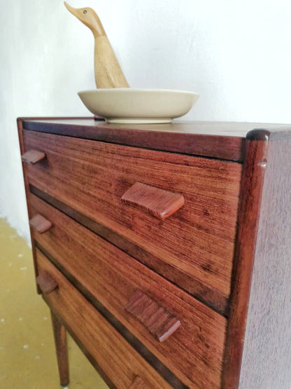 Comodino Carl Aage Skov design danese vintage anni 50 [78j42046] misure: L.54 H.69,5 P.27