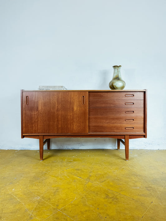 Sideboard Svedese Vintage Anni '50 Teak Faggio | Ante Cassetti 136cm