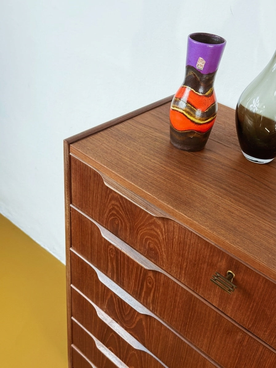 Cassettiera Danese Teak Anni 50 | 6 cassetti restaurata | 105cm | 93vnt3
