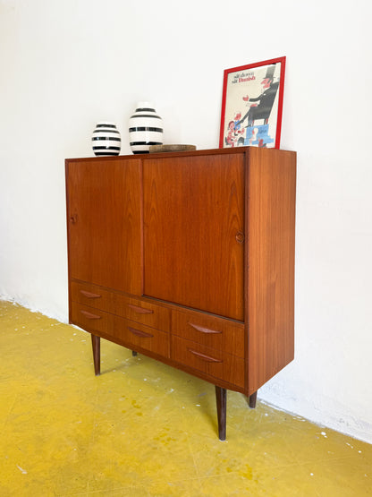 Credenza design danese vintage anni 50 [91vnt7] misure L.120 H.122 P.41