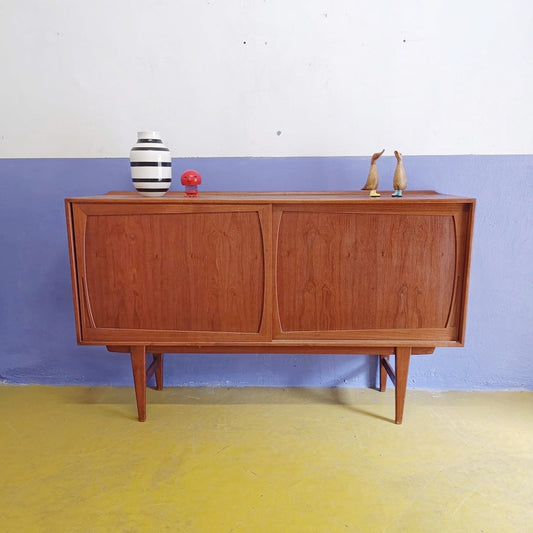 Credenza Arne Vodder design danese vintage anni 50 [84vnt] misure L.180 P.40 H.110