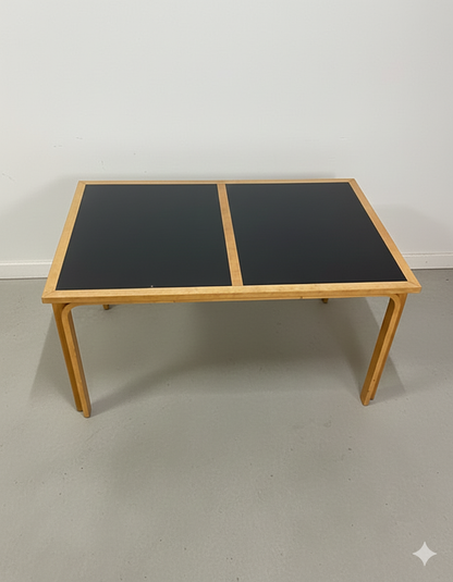 Tavolo Magnus Olsen design danese vintage anni 50 136cm | IN ARRIVO A GENNAIO