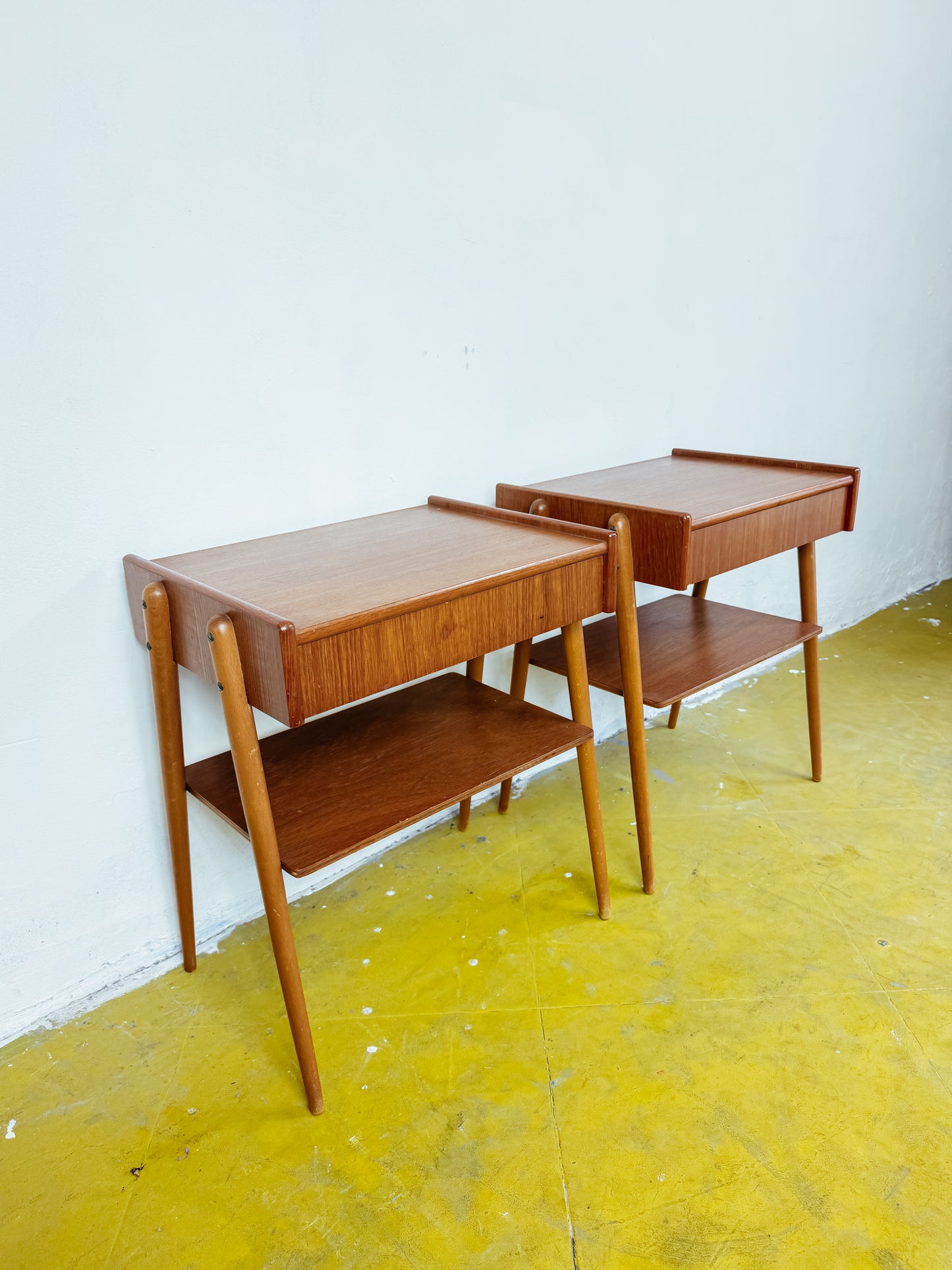 Coppia Comodini AB Carlström Svedesi Teak Anni '50 | Cassetto mensola