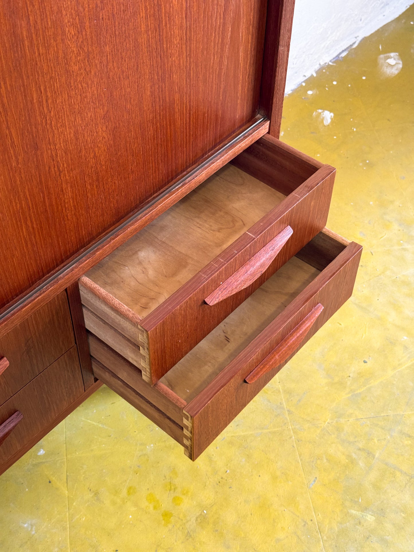 Credenza design danese vintage anni 50 [91vnt7] misure L.120 H.122 P.41