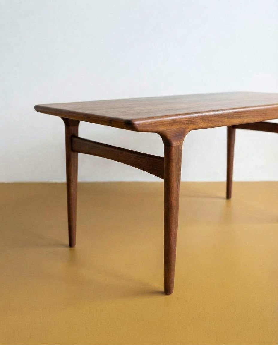 Tavolo Johannes Andersen vintage design danese anni 50 | 150cm | 99vnt3 | IN FASE DI RESTAURO