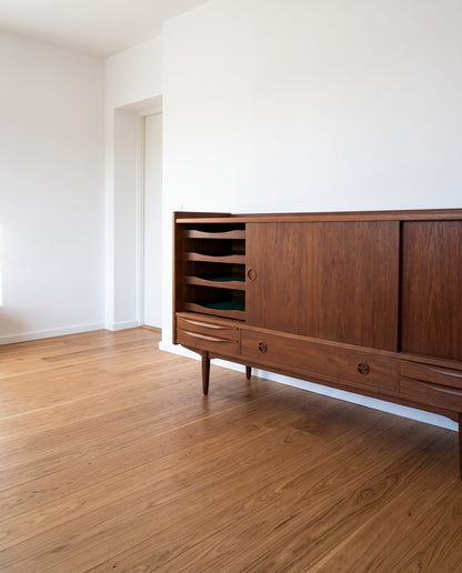 Credenza Johannes Andersen design danese vintage anni 50 | 100vnt4