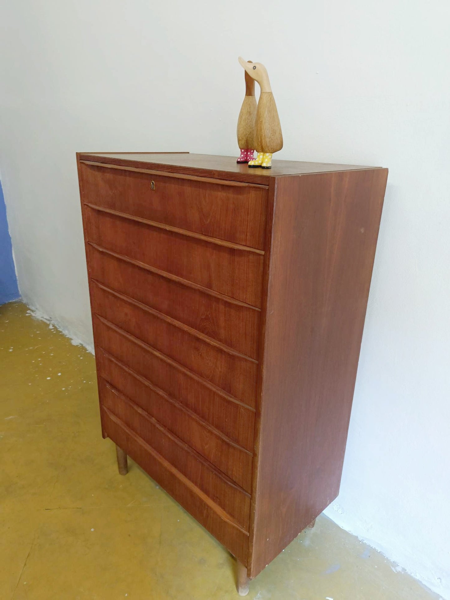 Cassettiera design danese vintage anni 50 [91vnt2] misure L.76 H.116,5 P.42
