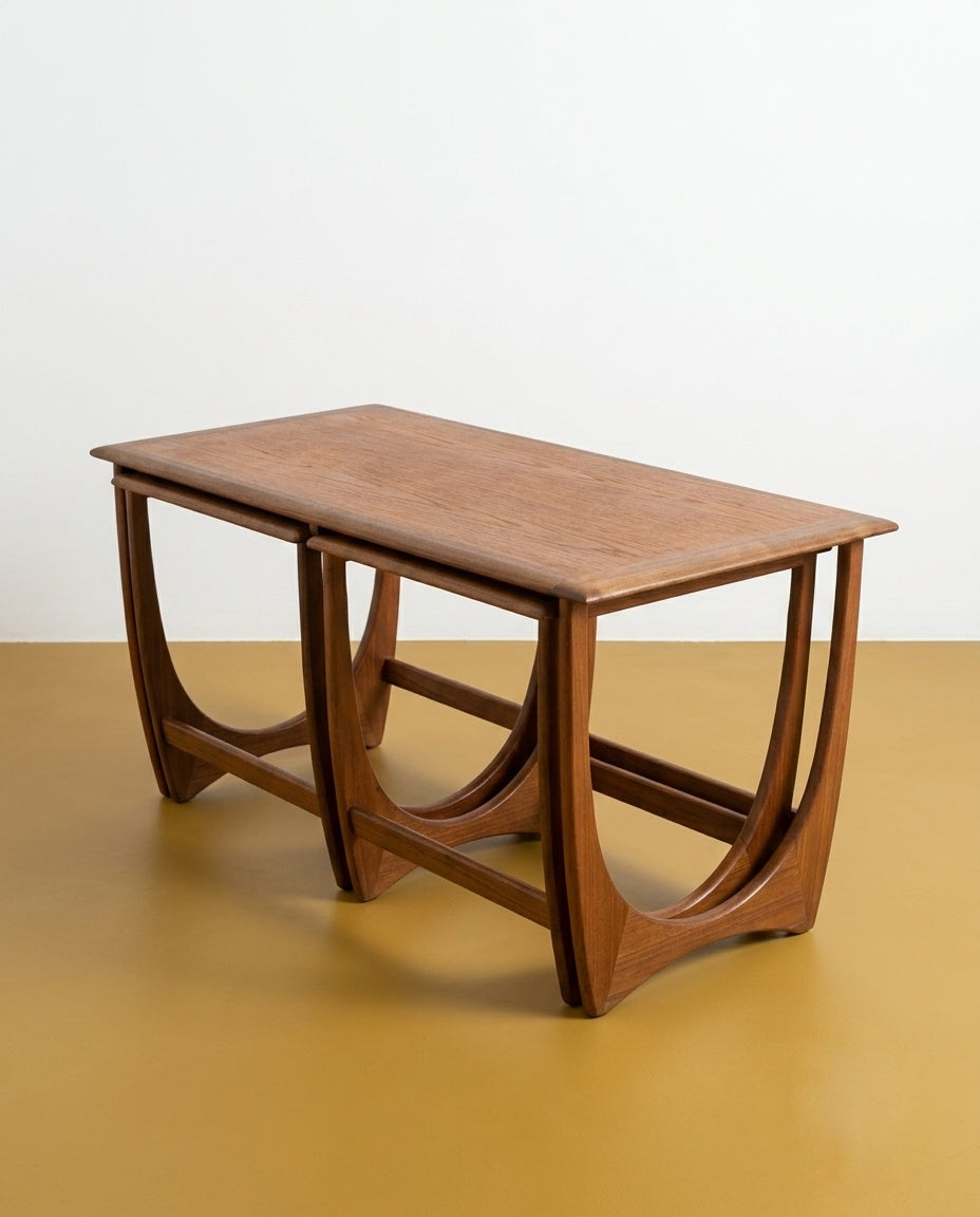 Tavolini tris GPLAN anni '60 in teak | 100cm | 98ig