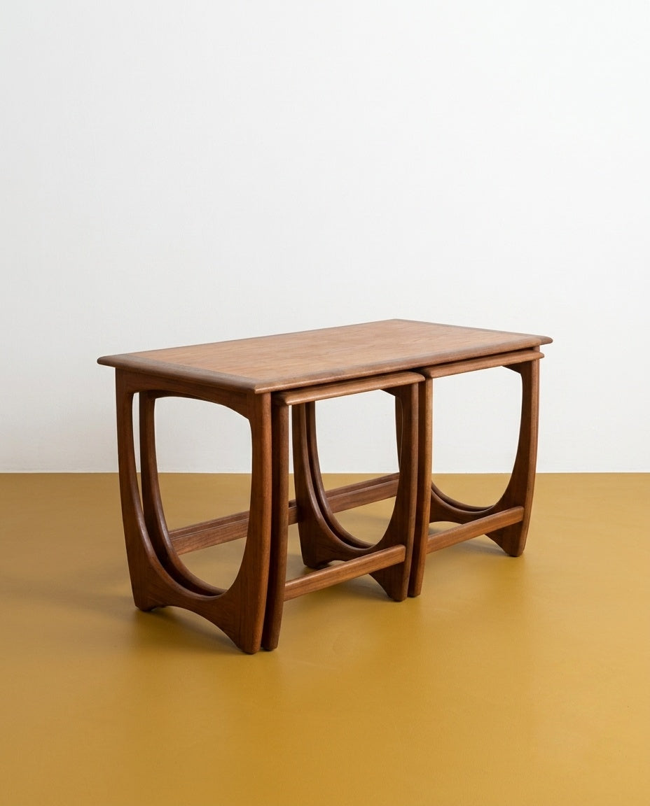Tavolini tris GPLAN anni '60 in teak | 100cm | 98ig