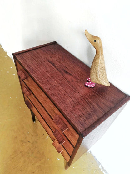 Comodino Carl Aage Skov design danese vintage anni 50 [78j42046] misure: L.54 H.69,5 P.27