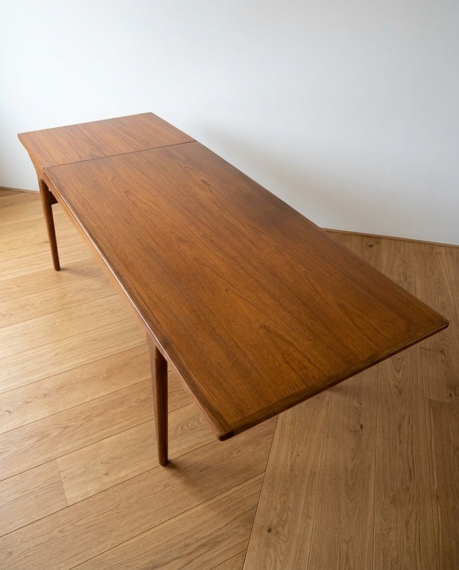 Tavolo Johannes Andersen vintage design danese anni 50 | 160cm | 99vnt10