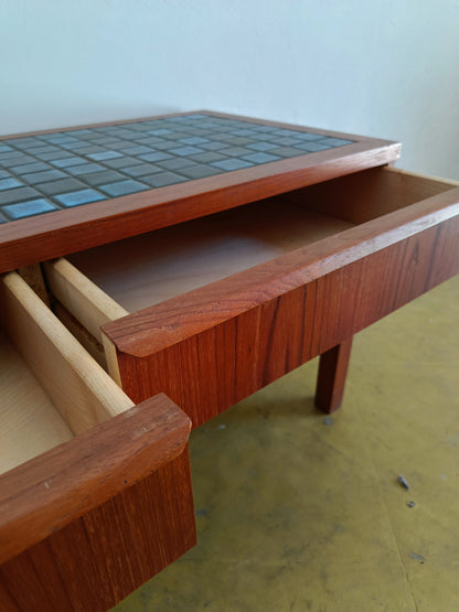Tavolino + specchio design danese vintage anni 60 [lp2] misure tavolino L.91,5 H.41,5 P.42 specchio H.115 L.59