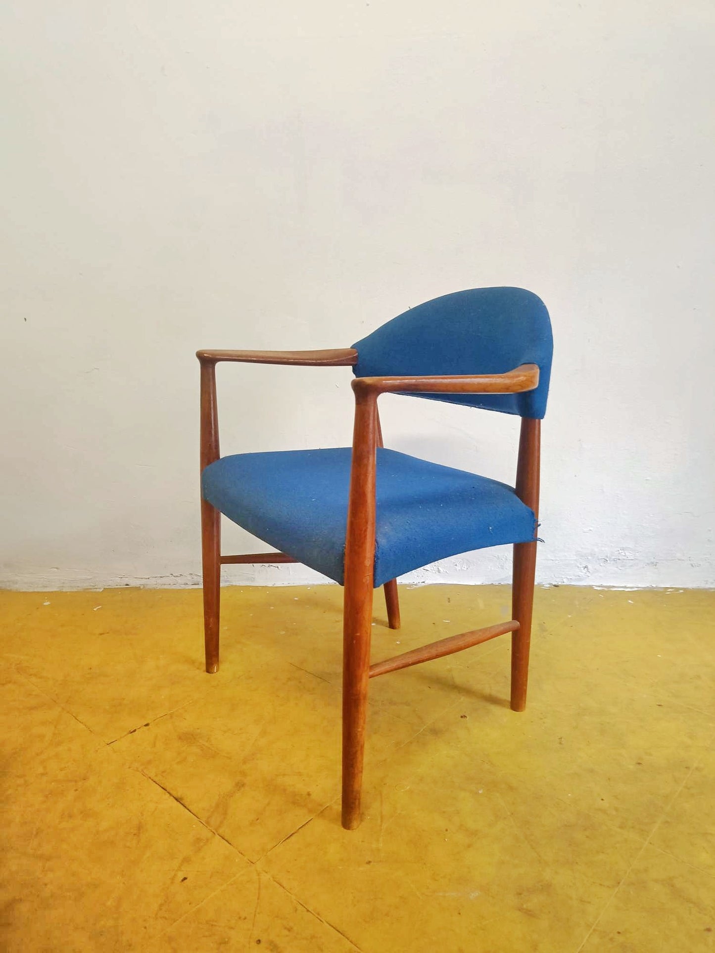 Poltroncina Vintage Kurt Olsen Danese Anni '50 | Design Nordico Autentico