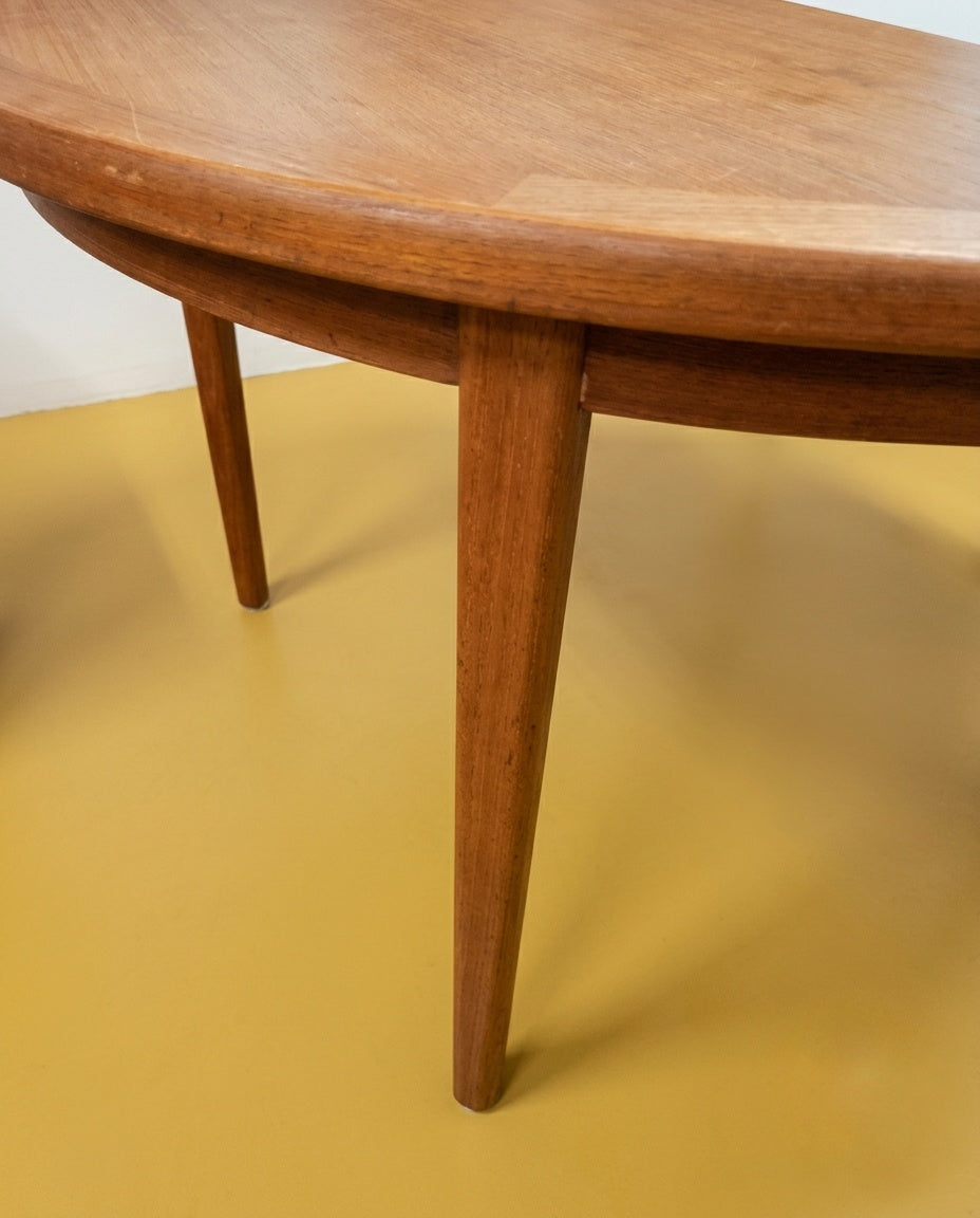 Tavolo Rotondo Teak Design Danese Vintage Anni '50 | Ø110 cm | 99vnt6 | IN FASE DI RESTAURO