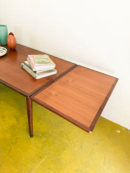 Tavolo vintage design danese anni 50 [89vnt2] misure L.140+2*54 H.74 P.90