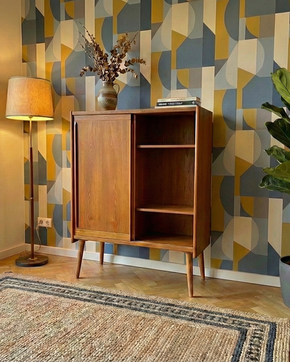 Armadio design danese vintage anni 60 [95vnt1] misure L.91 H.119 P.40 * IN ARRIVO A GENNAIO *