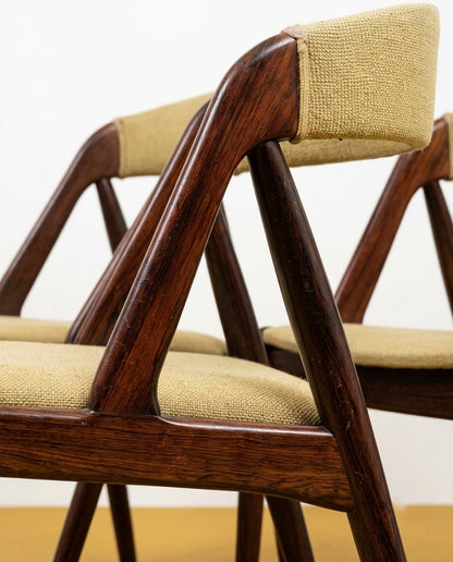 Cinque Sedie Kai Kristiansen n.31 design danese vintage anni 50 | da RISTOFFARE | 97vnt3