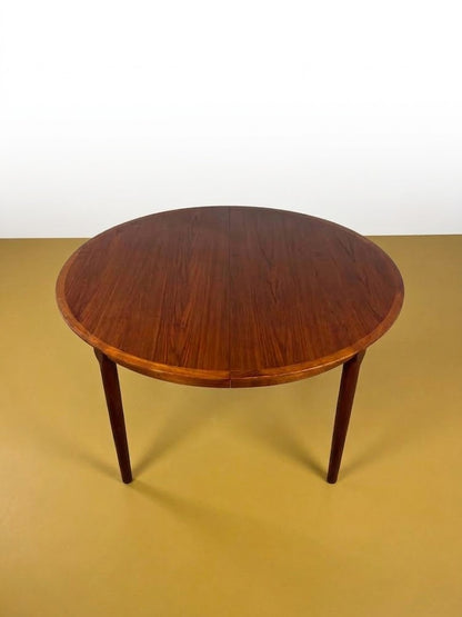 Tavolo rotondo teak Ø121 design danese vintage 1960 | 99ck2463 | IN FASE DI RESTAURO