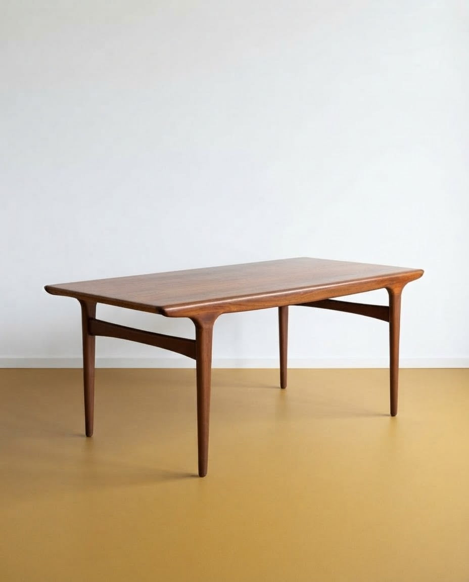 Tavolo Johannes Andersen vintage design danese anni 50 | 150cm | 99vnt3 | IN FASE DI RESTAURO