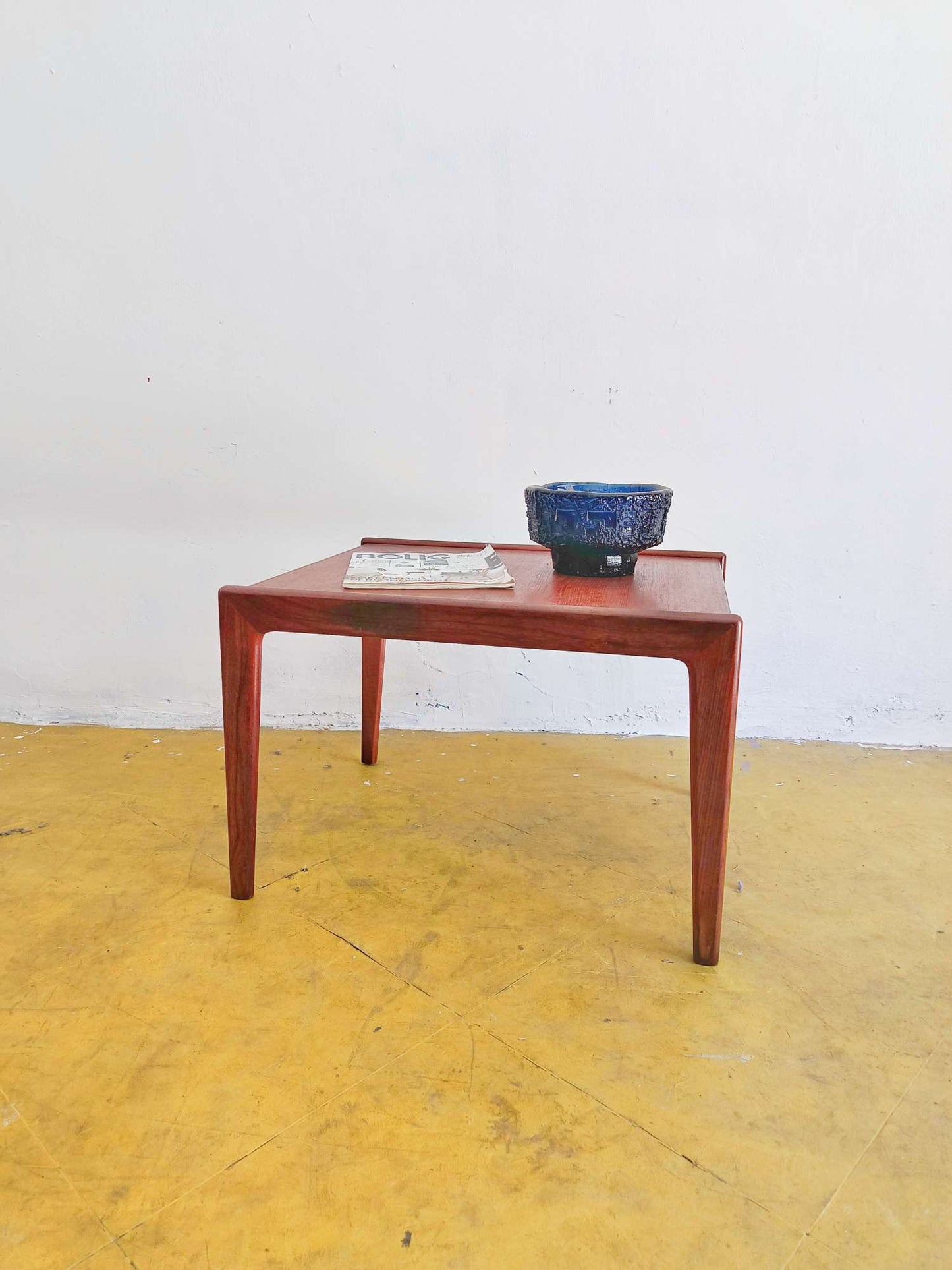 Tavolino Kurt Ostervig design danese vintage anni 60 [72sw16270] misure L.54 P.65 H.43