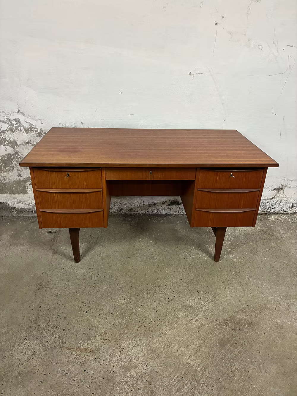 Scrivania da centro design danese anni 50 [ck2109] misure L.130 H.70