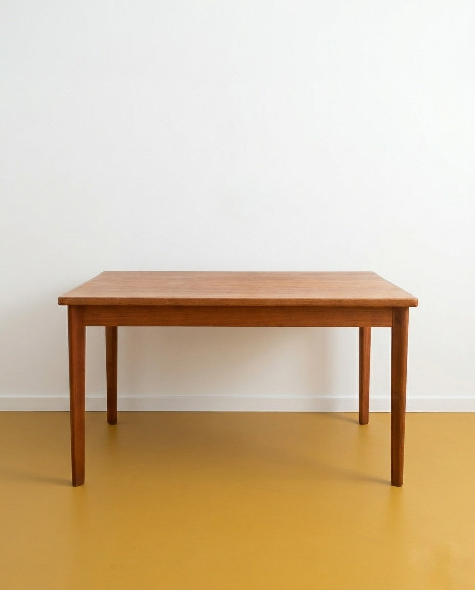 avolo BRDR Furbo danese anni '60 in teak, vista frontale a misura chiusa