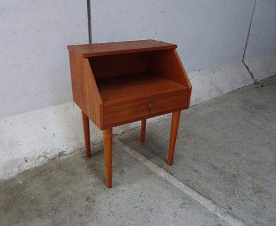 Comodino vintage design danese anni 60 [j38000]